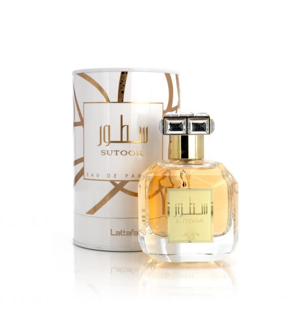 Sutoor est un parfum tropical, doux aux notes fruité.