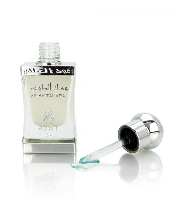 MUSK TAHARA de la marque AYAT est un beau flacon élégant de 12ml emballé dans une belle boîte en bois NOTES DE PARFUM :mélange des notes énergisantes de Musc, Rose, Vanille pour créer un parfum audacieux et séduisant.
